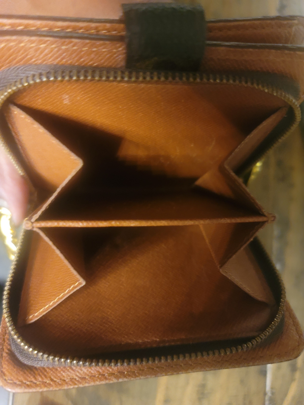 Louis Vuitton Vintage Monogram Compact Zip Wallet - Picture 7 of 7